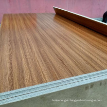 Natural or Engineered Oak Veneer Particle Board/Chipboard